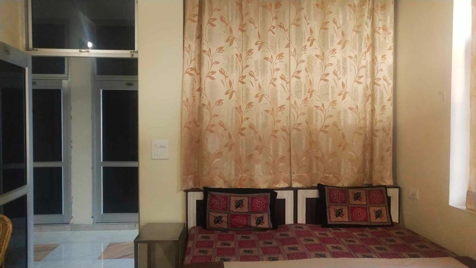 Homestay Gayatri Kunj